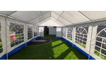 Interieur van de witte Bavaria partytent