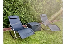 Un ensemble de deux chaises à bascule de jardin Orlando Garden Point